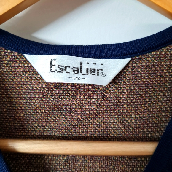 Knitted crop top - Picture 3 of 3